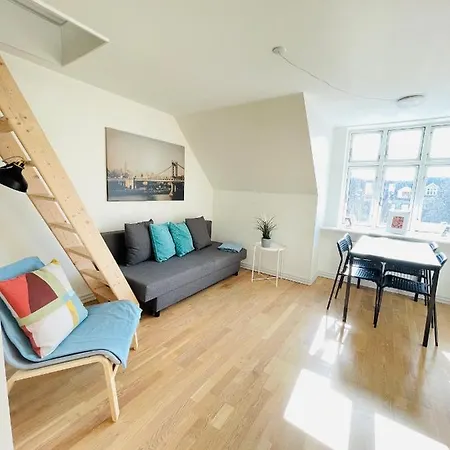Hotel apartamentowy Aday - With Balcony And Barbecue *